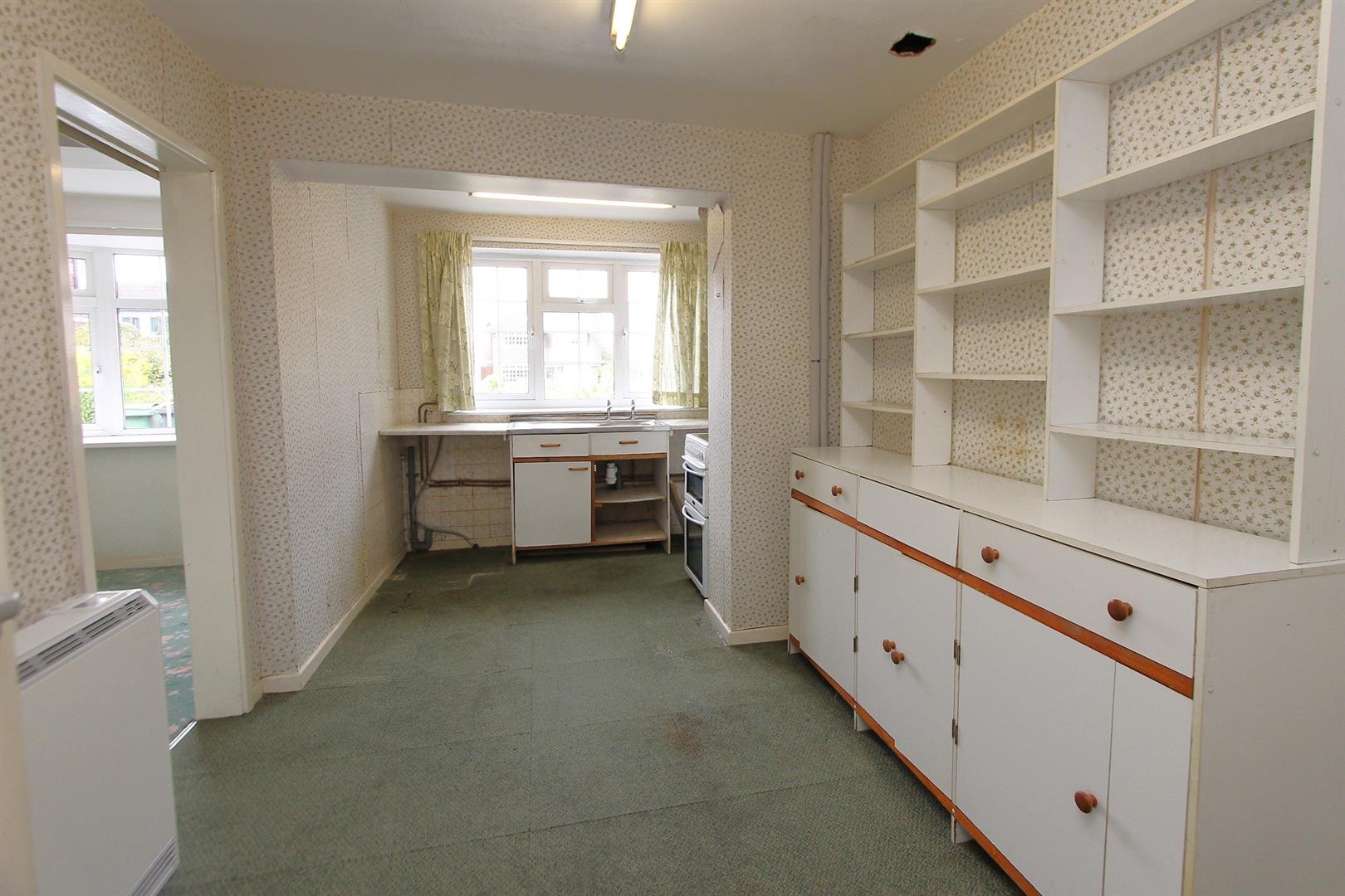 3 bed property in Bridgnorth Road, Stourbridge